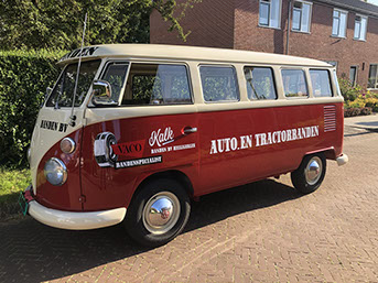 Autobelettering voor de Foodtruck van Lunchbox