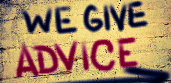 Voor de gemeente Oldambt beletterde CQ Reclame het gemeentehuis in Winschoten